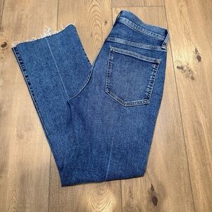 Madewell Mid-rise Kick Out jeans. Size 28.